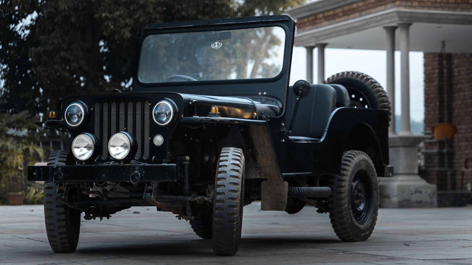 Old jeep