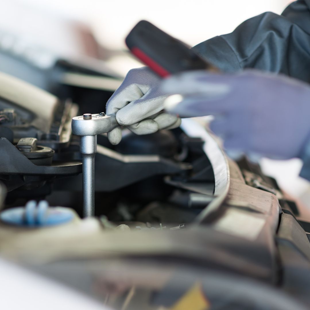 Repair services on vehicle's engine